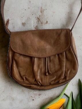 Cowhide Leather Crossbody Bag - Timeless Women's Handbag